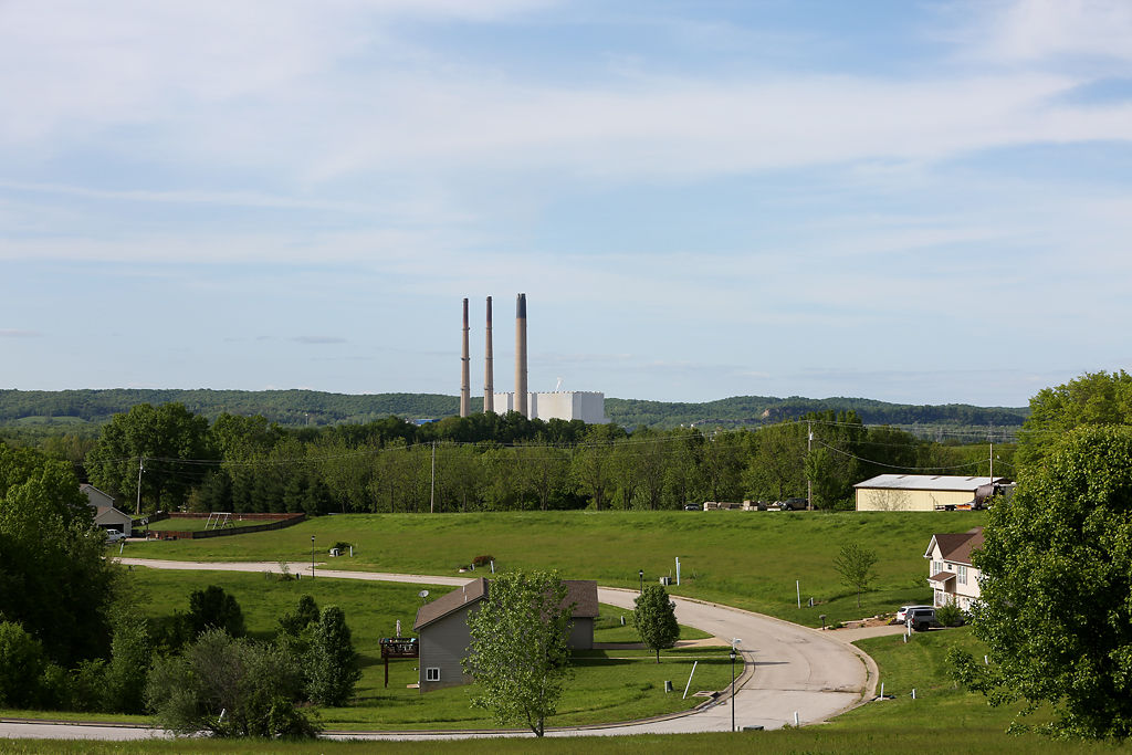 The Labadie Energy Station overlooks the neighborhood of Lake Labadie Estates